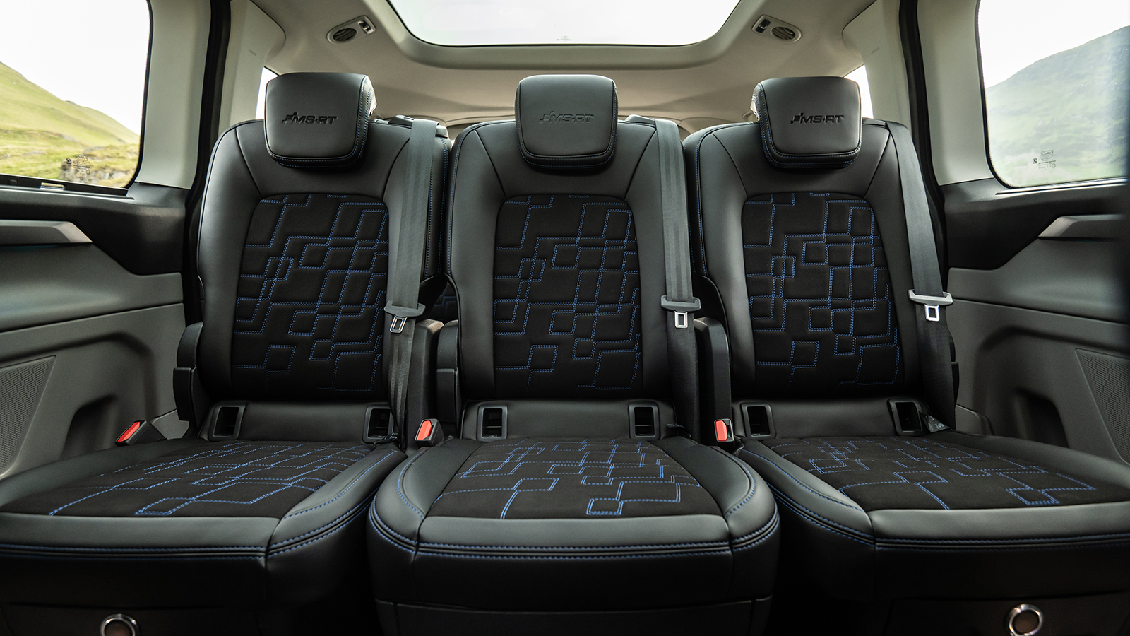 Ford: Πρεμιέρα για τα Ranger MS-RT PHEV και E-Tourneo Custom MS-RT